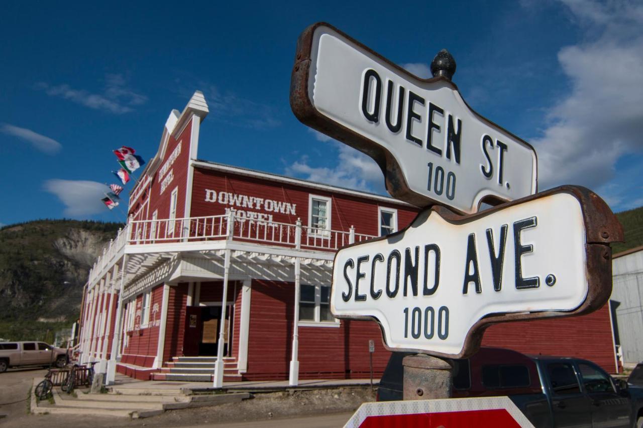 The Downtown, A Coast Hotel Dawson City Exterior foto